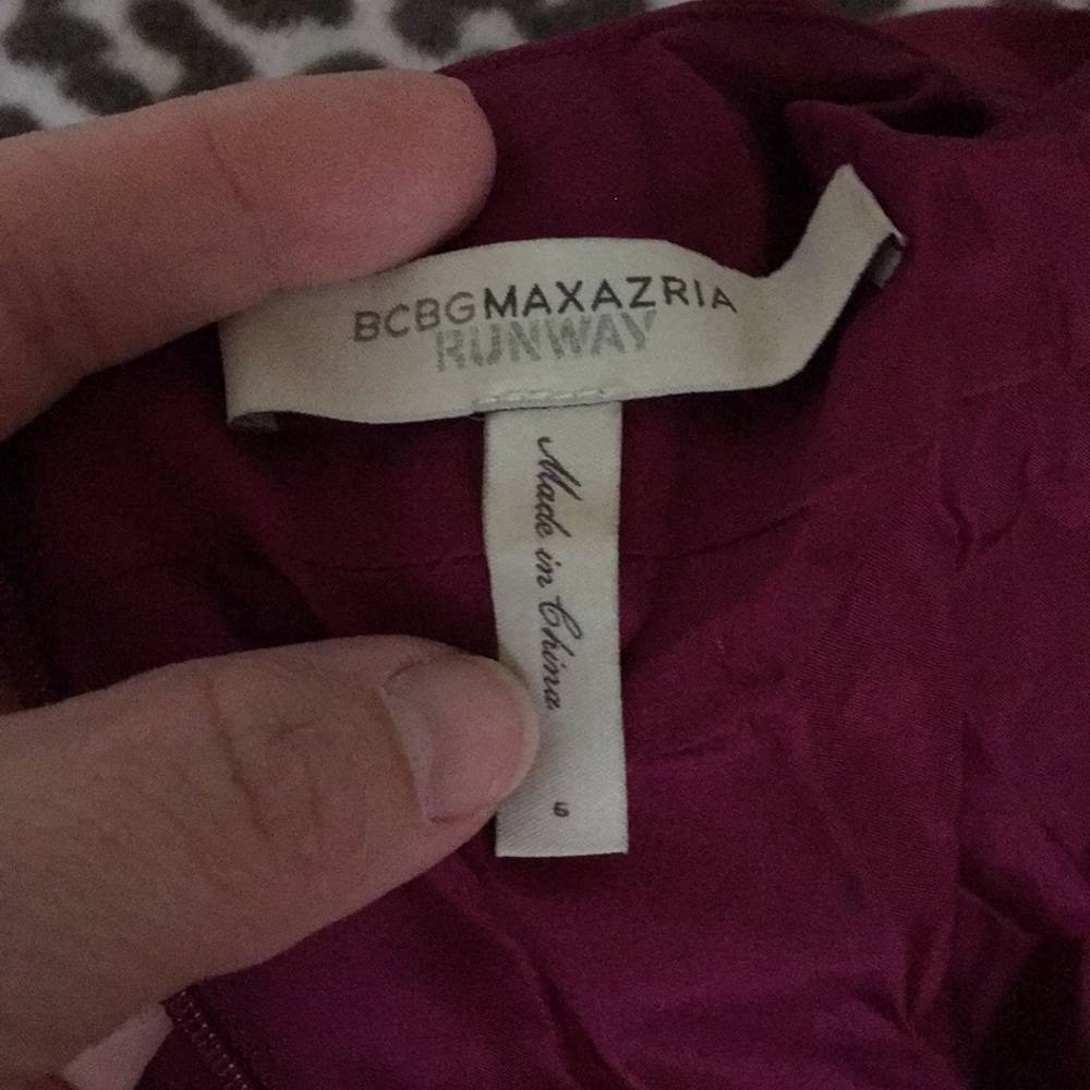 BCBG RUNWAY DRESS - Picture 3 of 4